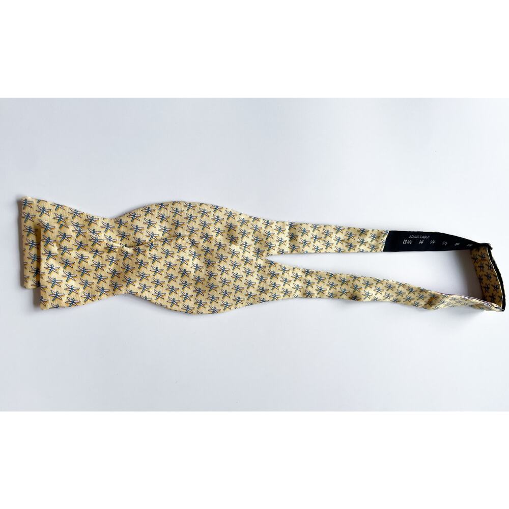 NWOT Vineyard Vines Preppy Yellow Dragonfly Pattern Silk Bow Tie